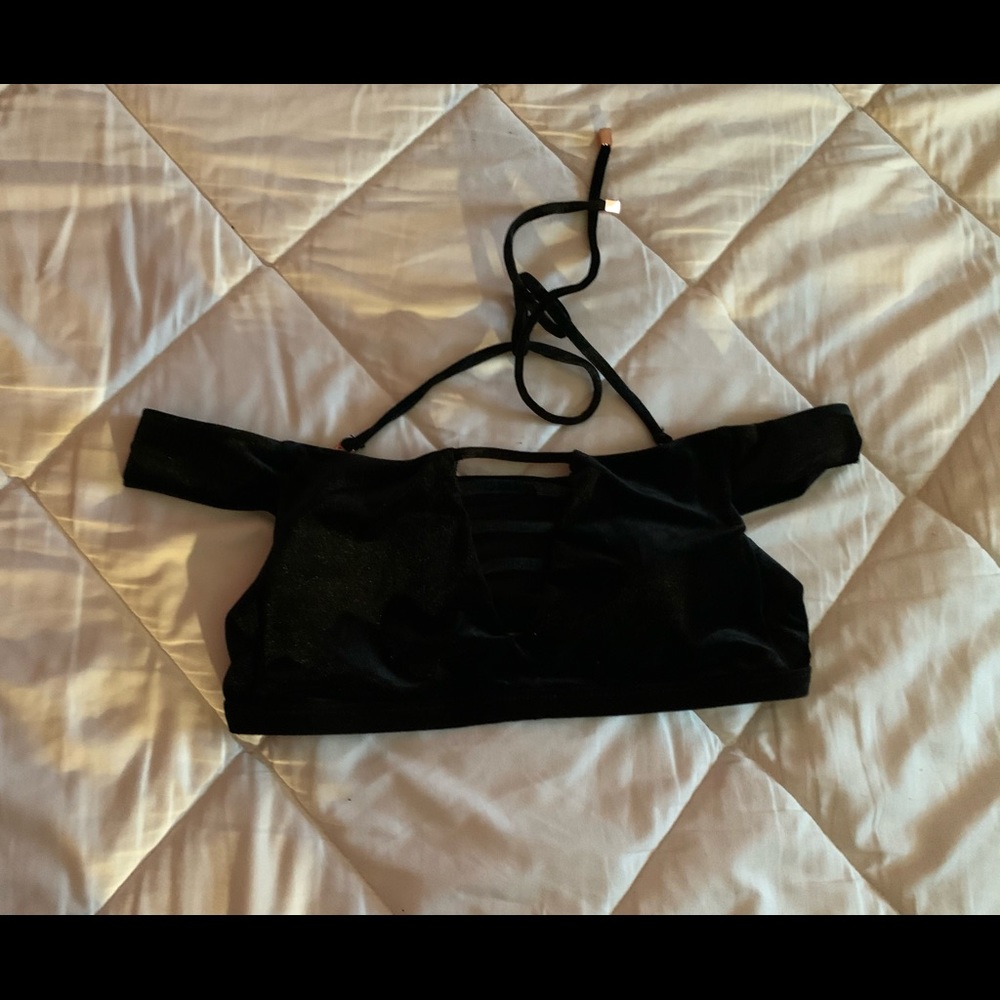 Radiofiji two piece